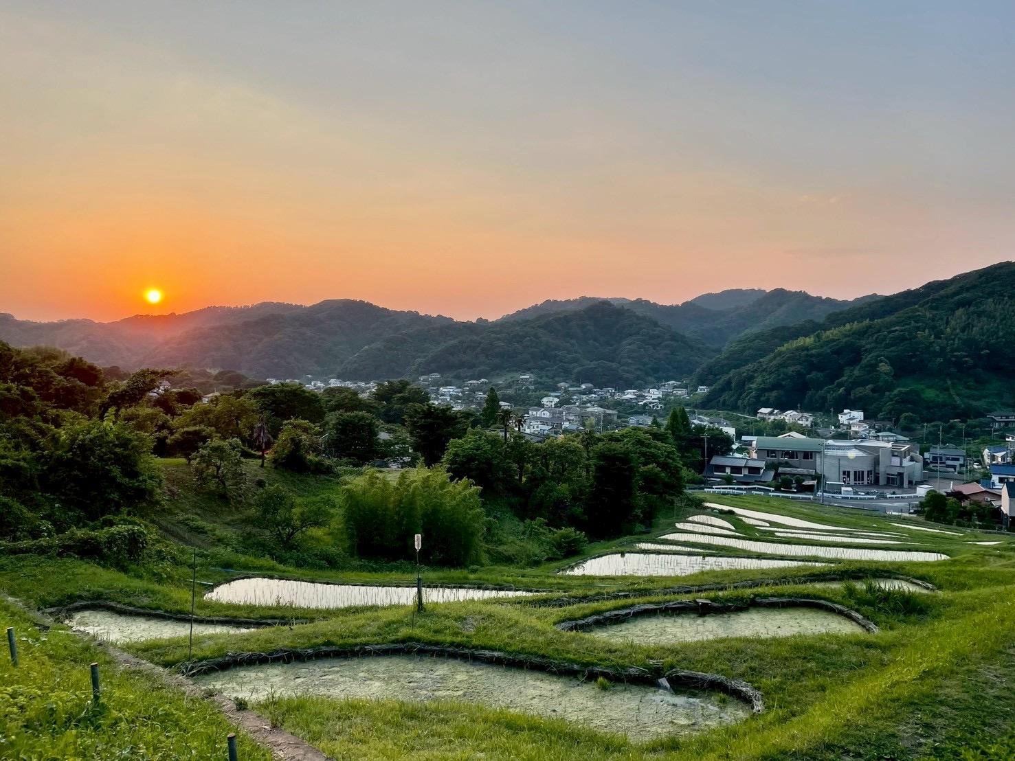 足を伸ばせば、上山口の棚田